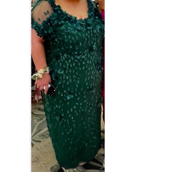 Custom made - Green Long Dress (Please ask for info before purchase) - Picture 1 of 2